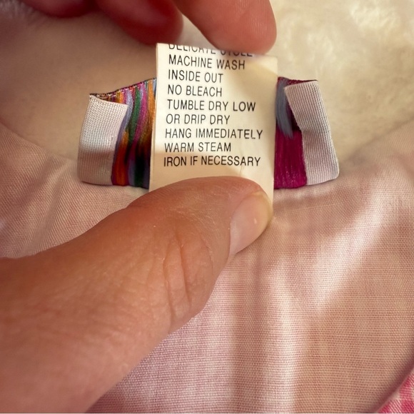 Smockadot Kids Chevron Set with Embroidered Present Emblem - Picture 9 of 10